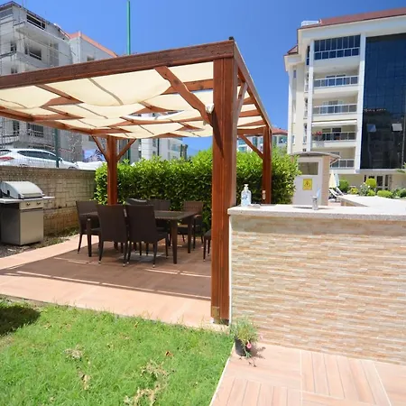 Appartement Luxury Four Seasons Kestel 1+1 *